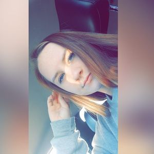 Meet your Posher, Raegan